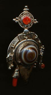 Assymetrical Bull's eye Agate.JPG