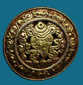 Brass Conch Shell Pendant, Nilofur.JPG