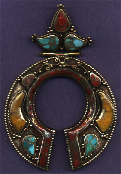 Giant Nilofur Brass Open Circle