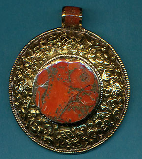 Large Circular Pendant with Coral.JPG