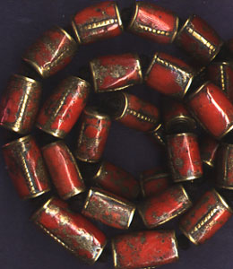 Nilofur coral with inlayed brass