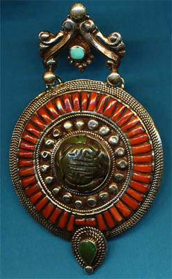 Qazi 015 Pendant.JPG